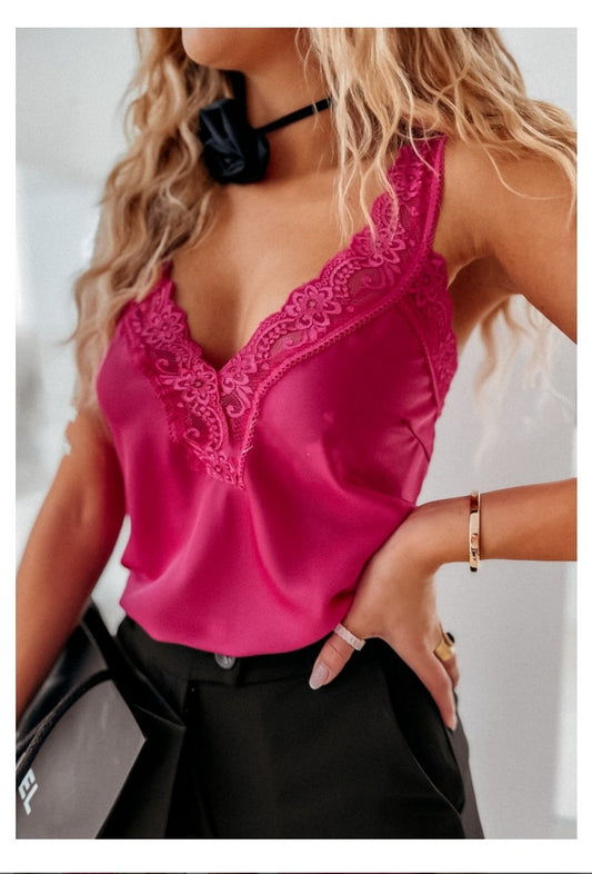 Débardeur satiné en dentelle fuchsia